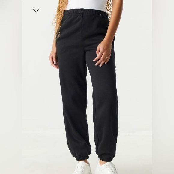 O24 - 𝅺URBAN Planet - Fleece BF Jogger - Picture 2 of 4